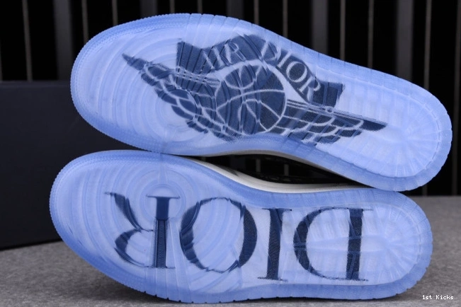 1st Kicks box) (DR 1 CN8607-002 OG shoe X LOW JORDAN DR 0717